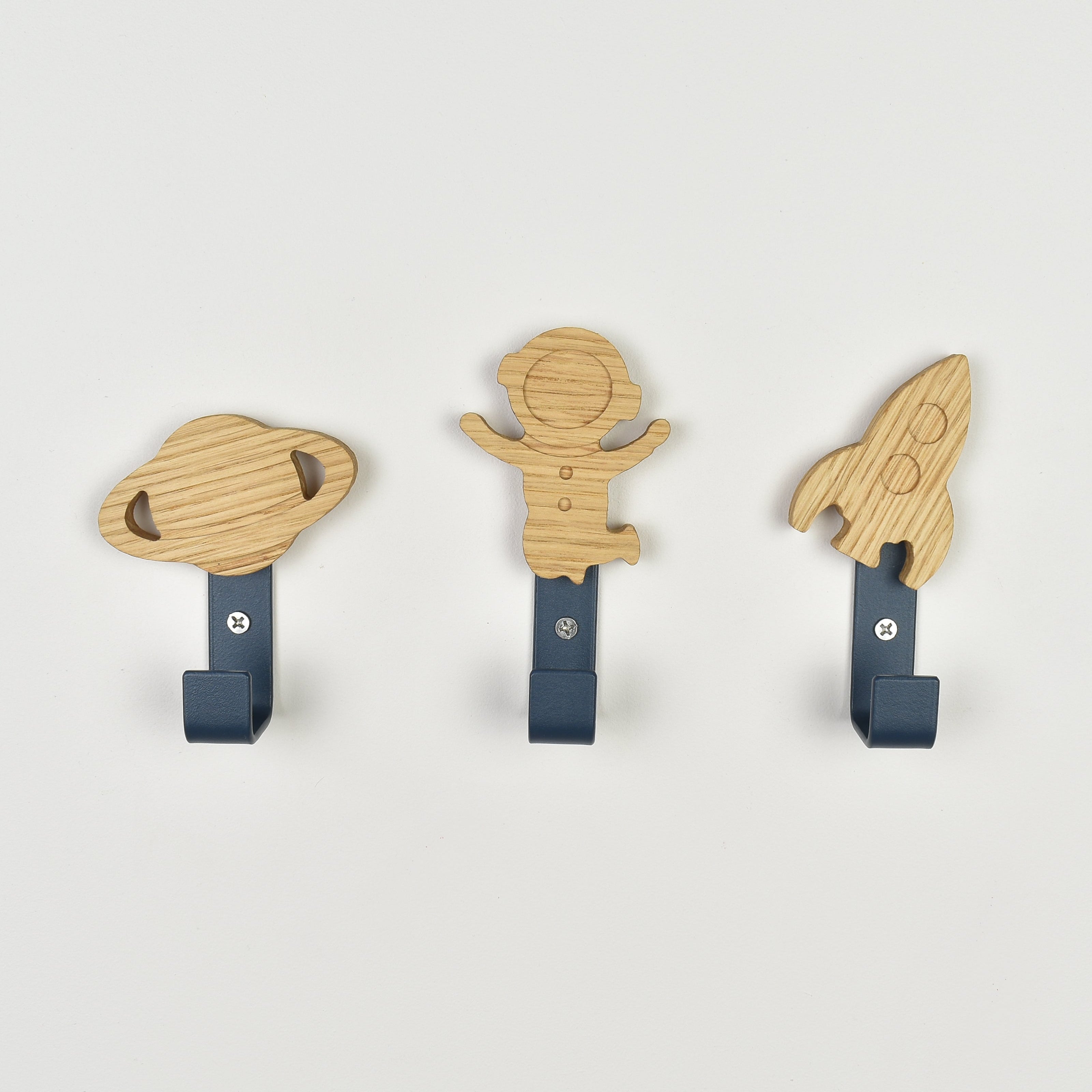 Space wall hooks front view - saturn planet astronaut rocket wooden hooks for children's room