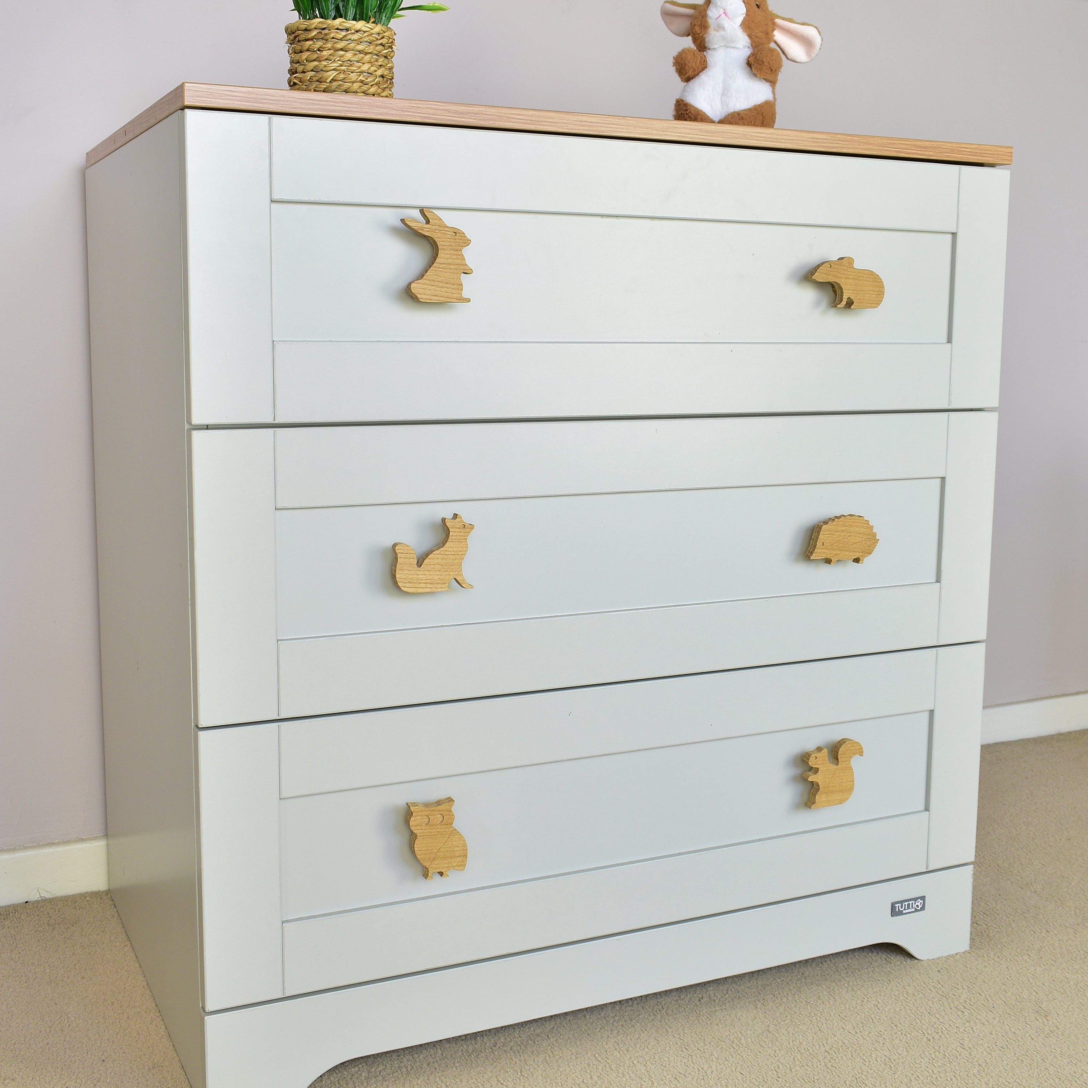 Woodland animal drawer knobs left angle - Rabbit Mouse Fox Hedgehog Owl Squirrel oak handles