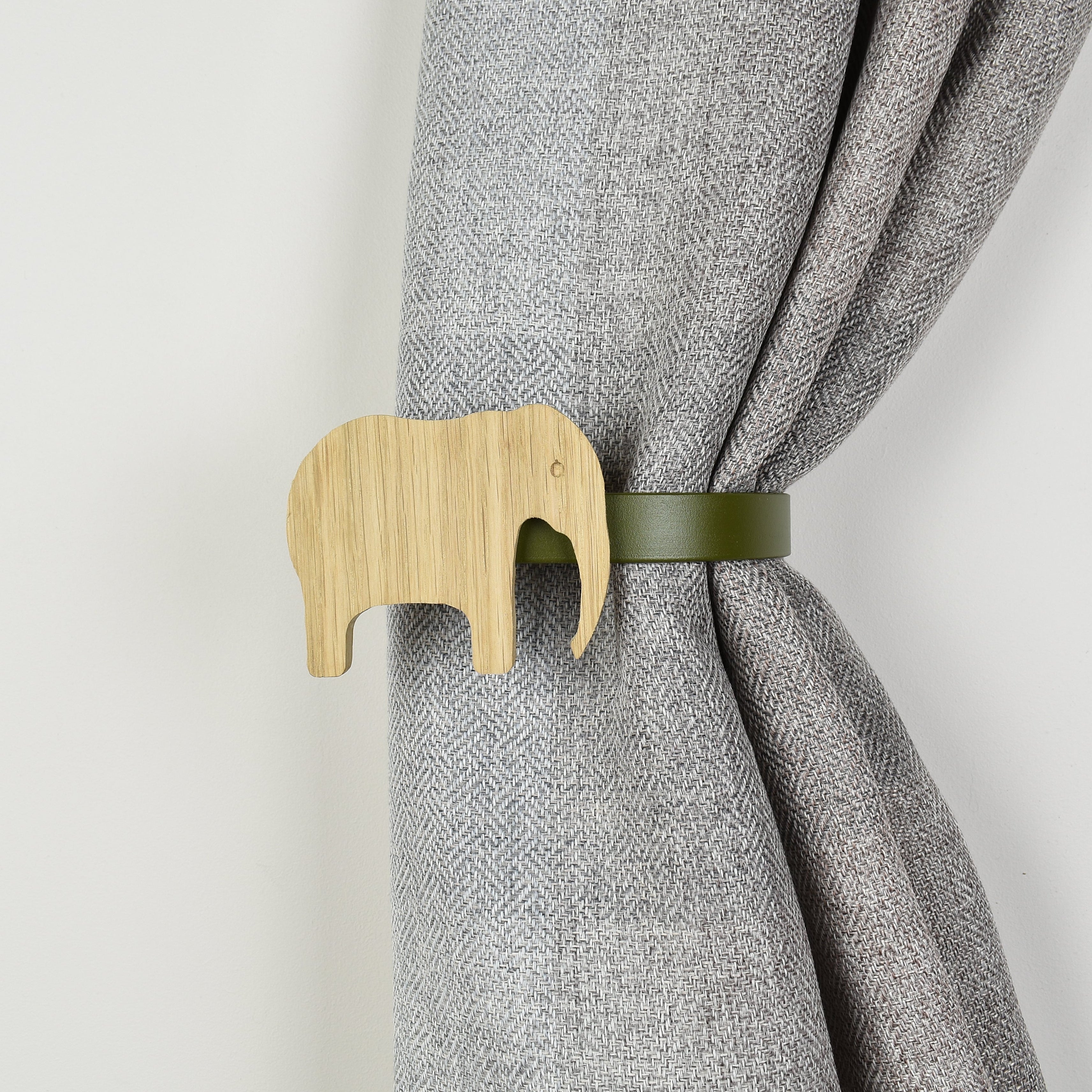 Wooden elephant shape curtain tieback